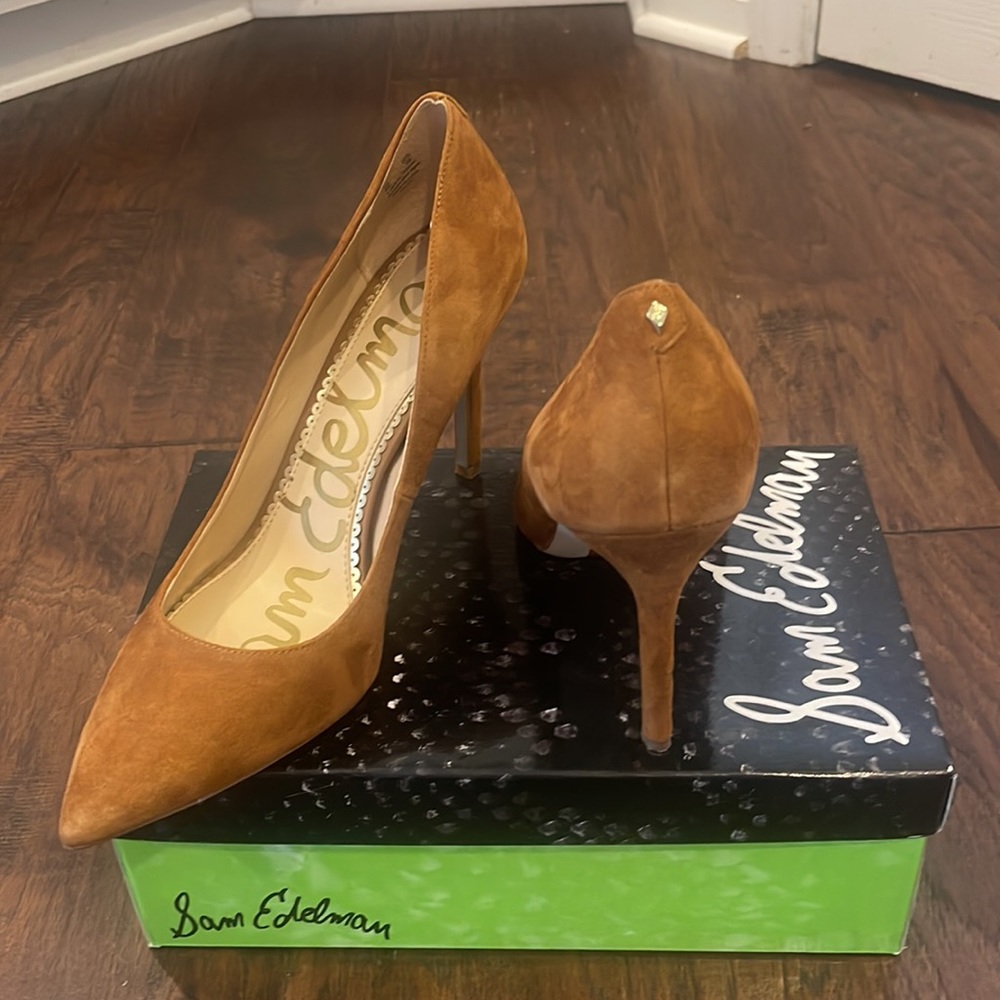 Sam Edelman Women's Classic Suede Hazel Pump-Brown